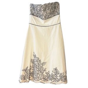 White House Black Market - strapless white dress with black embroidery - size 2